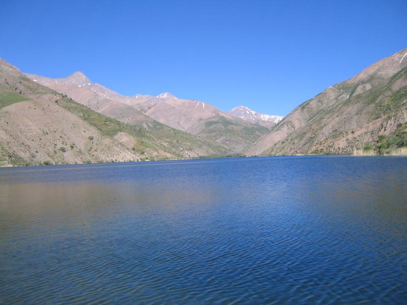 دریاچه گهر یزرگ 