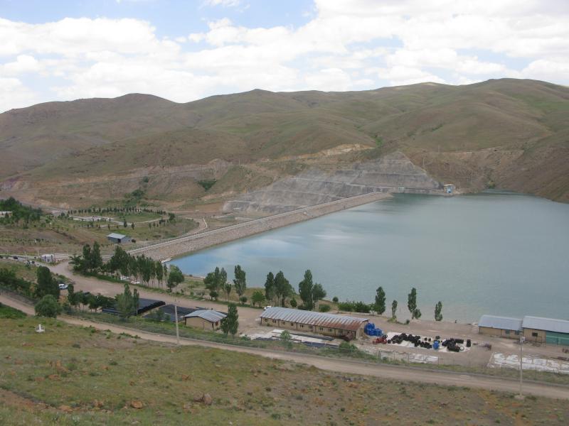 Kinevars-Abhar Dam 