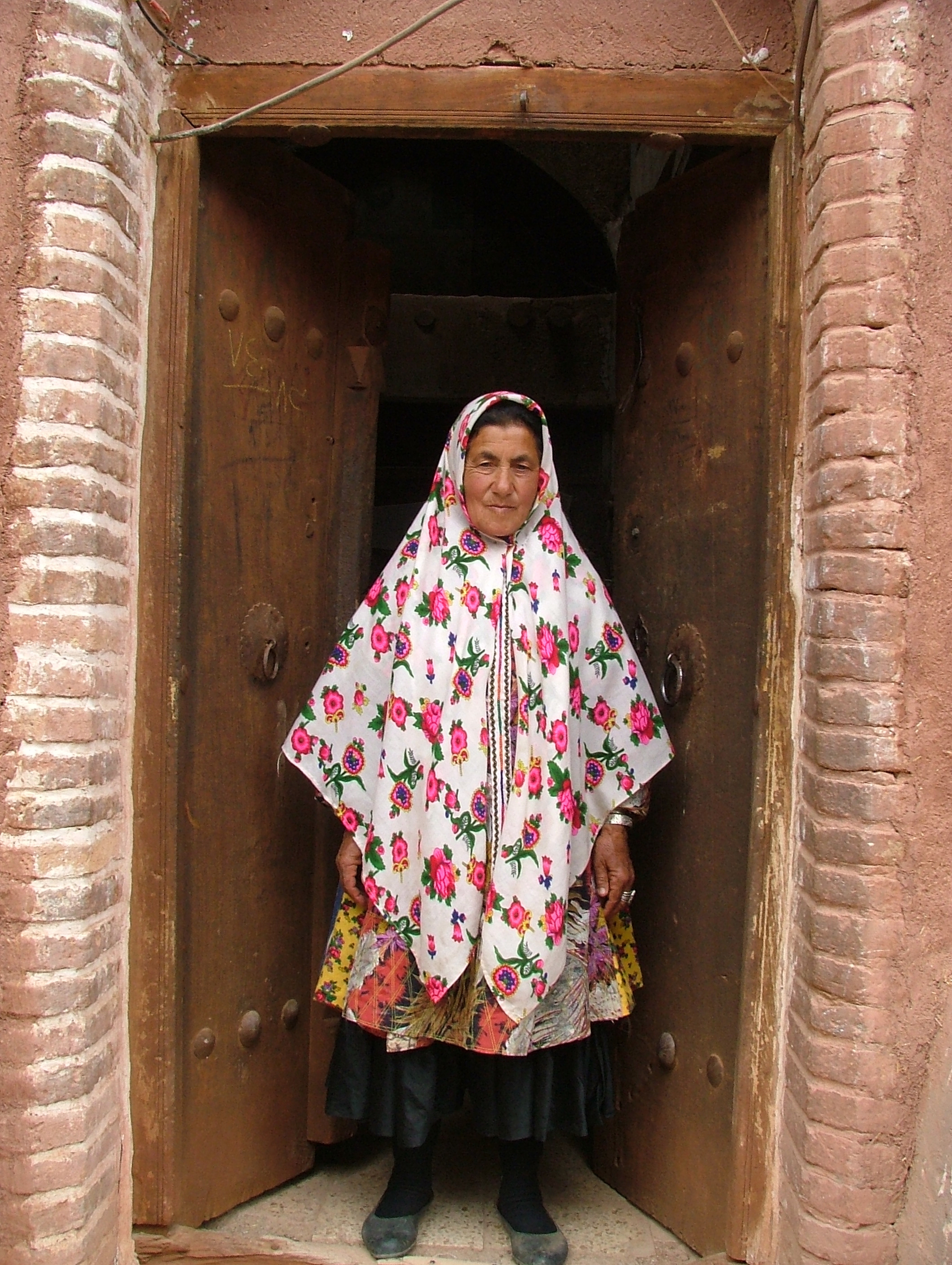 A woman from Abyaneh 