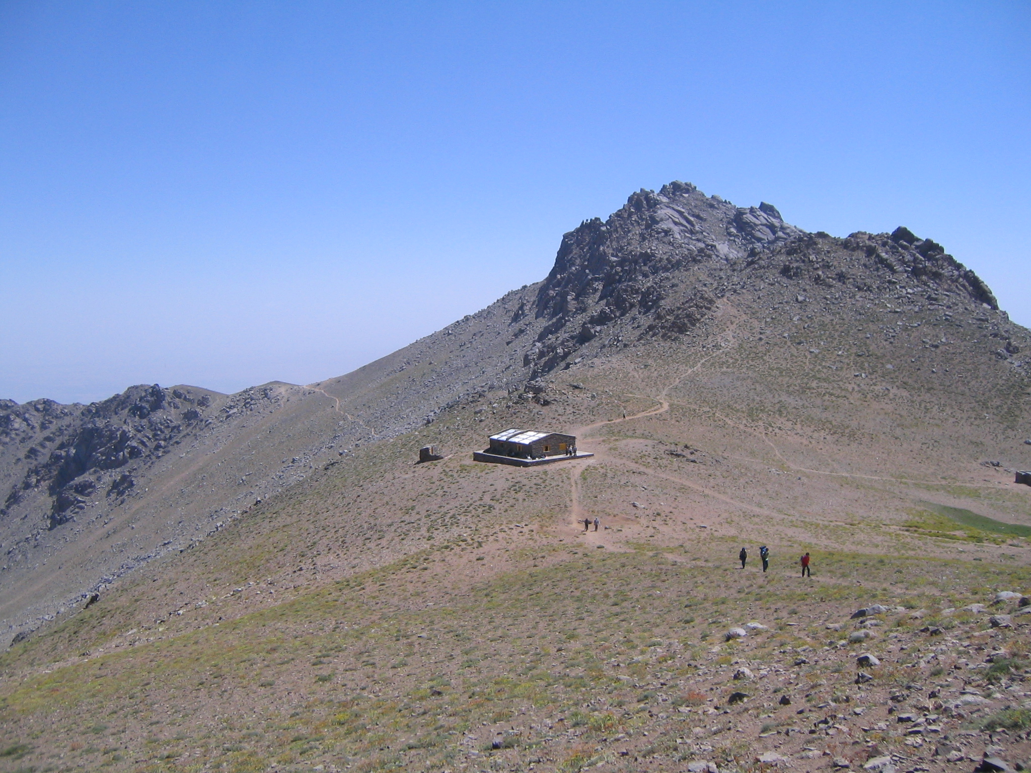 Kalagh laneh Shelter and Summit 