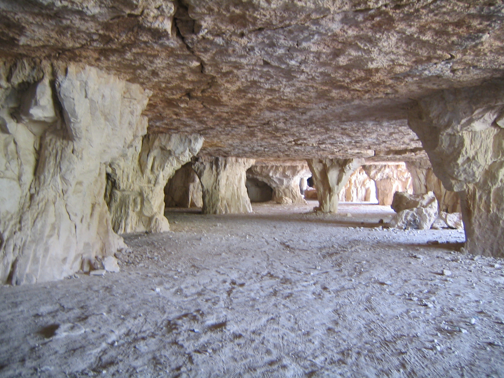 Sangtarashan Cave 