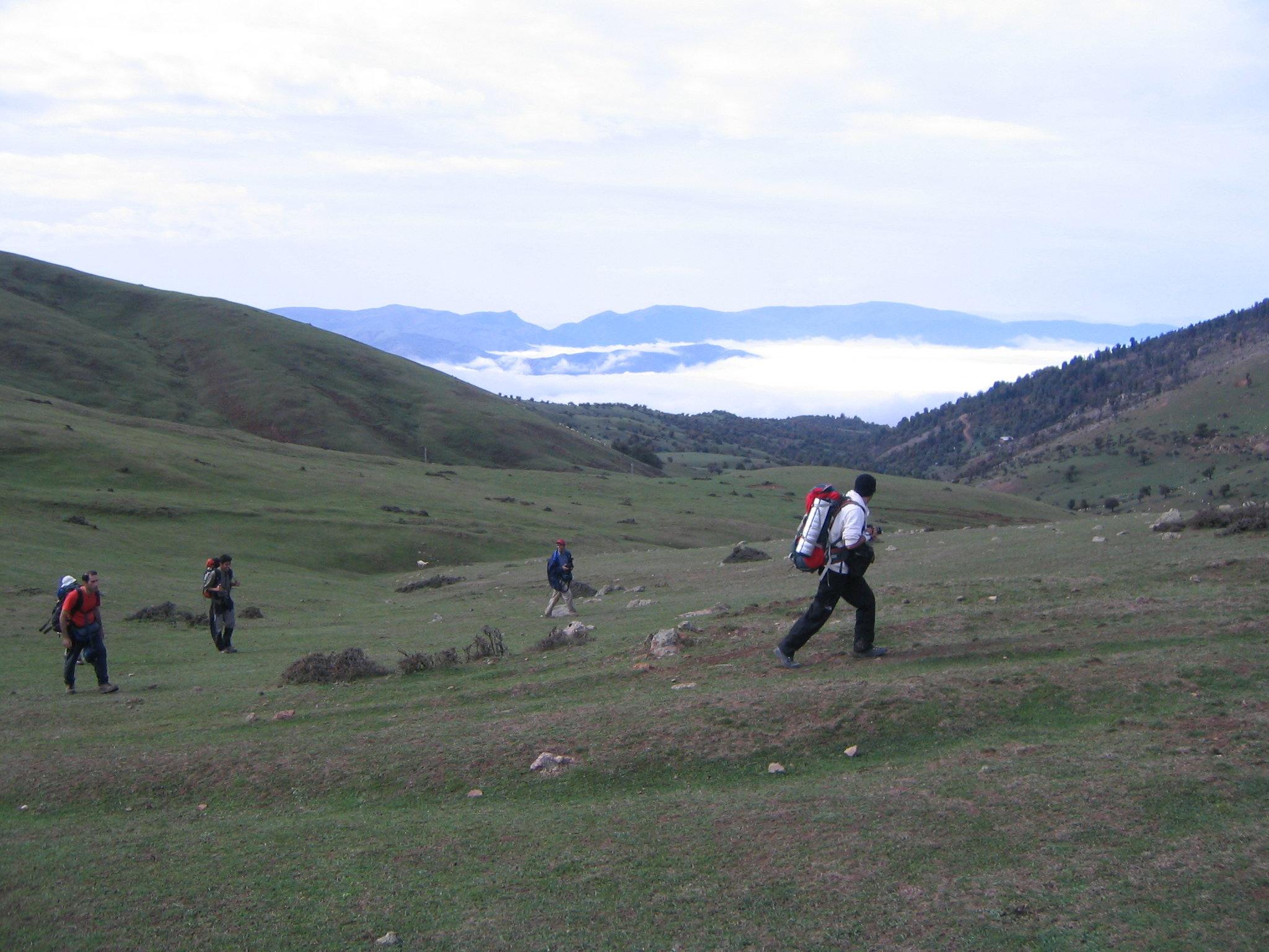 دامنه های کوه درفک 