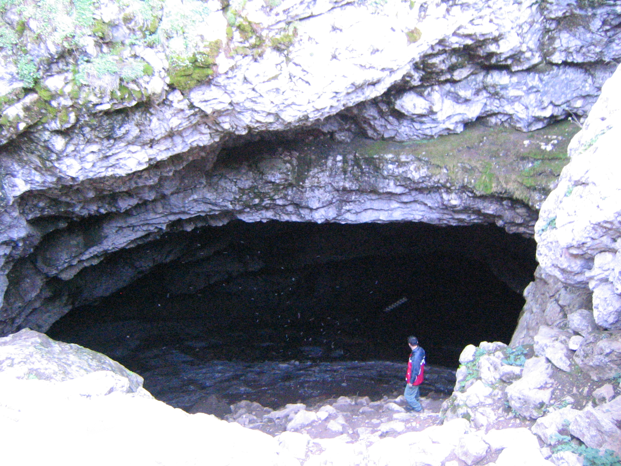 غار درفک 