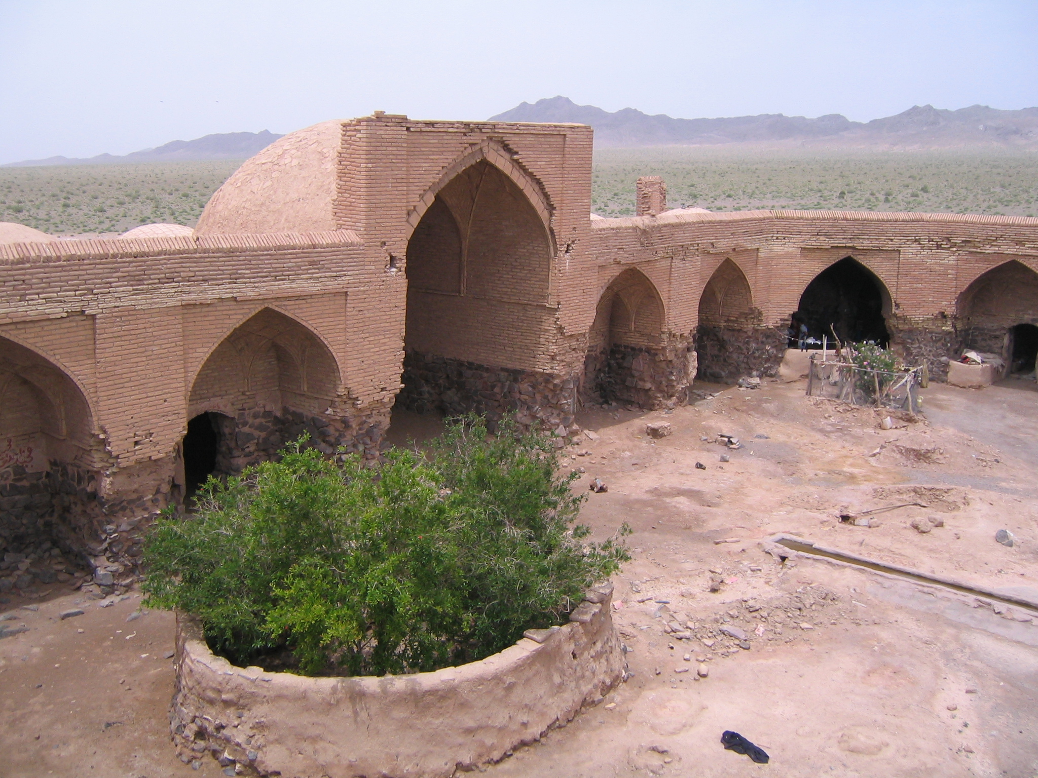 Ghale Khargooshi Caravansary 