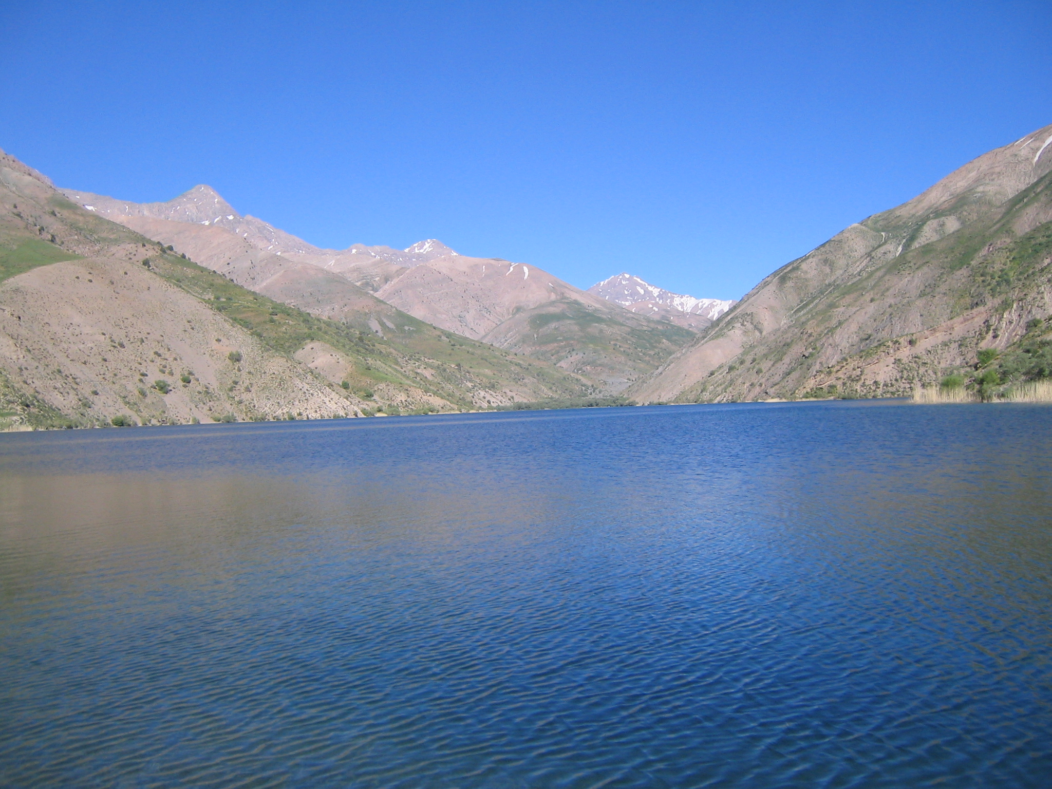 دریاچه گهر یزرگ 