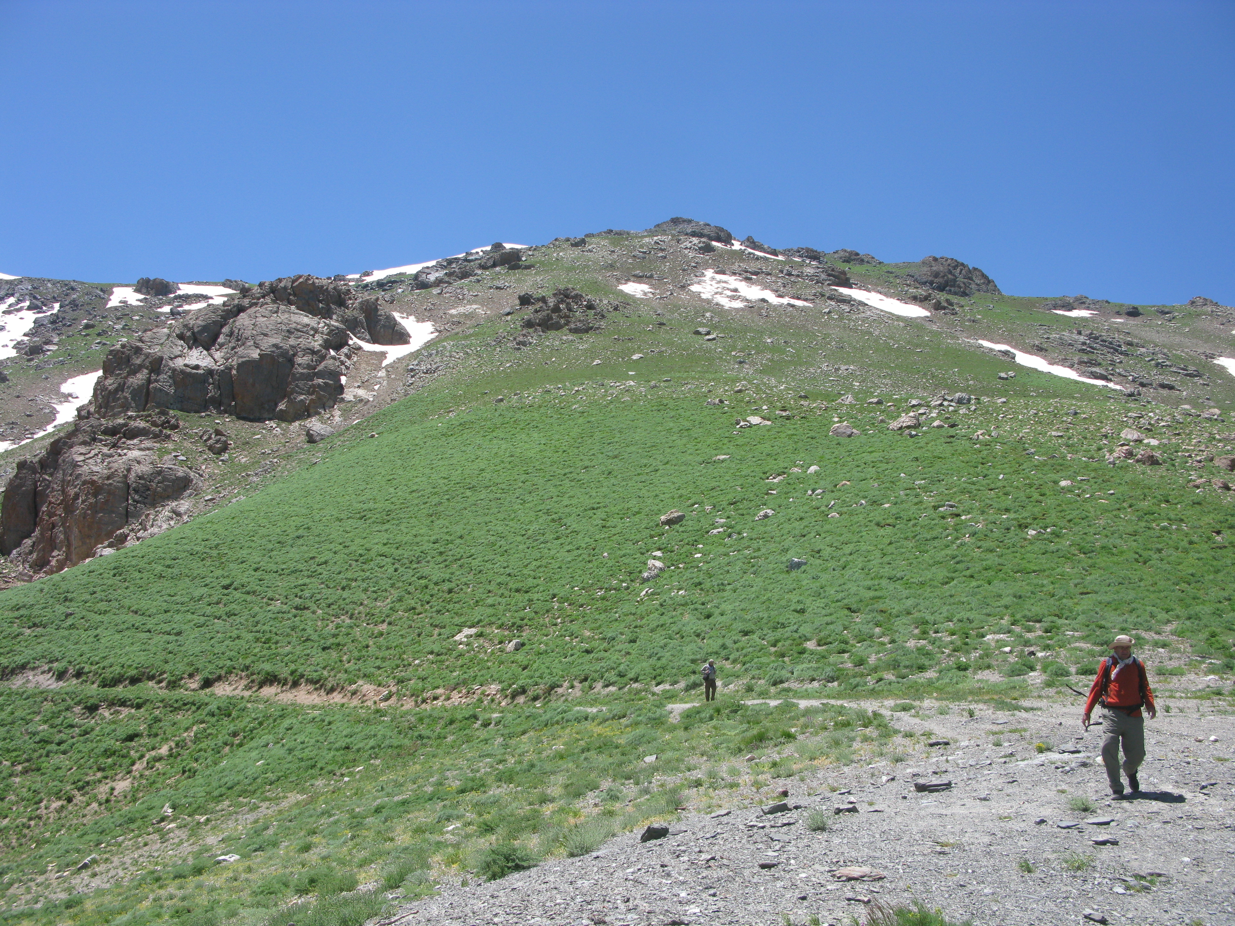 Shahneshin Summit, Chehel Cheshmeh 