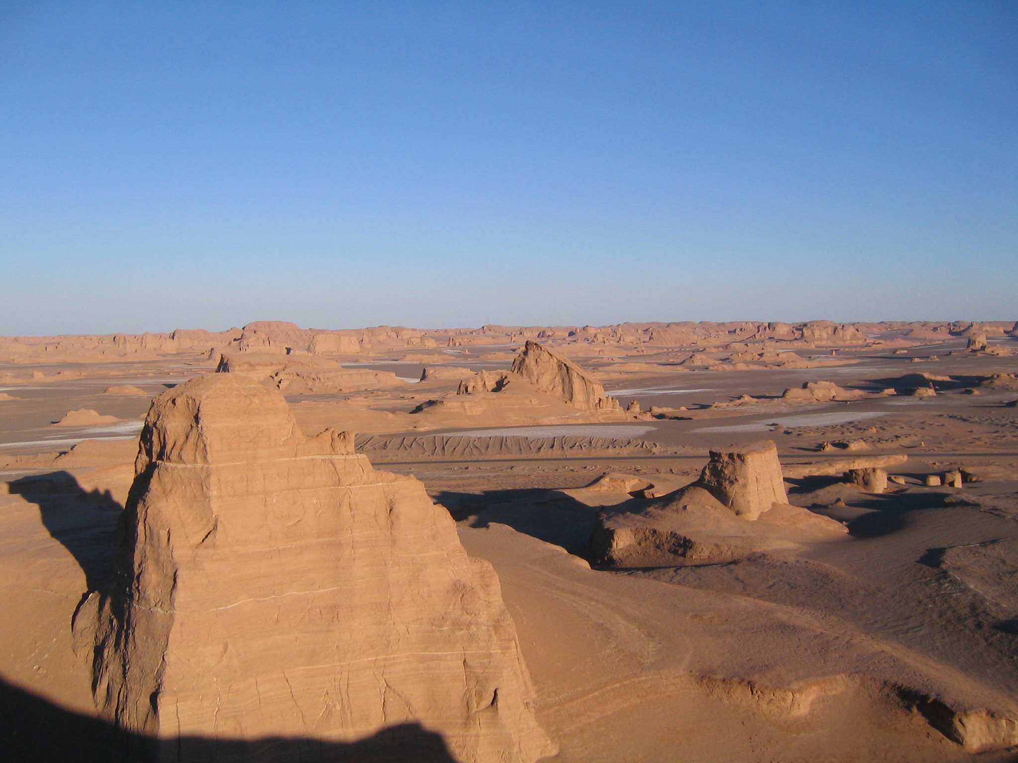 کلوتهای کویر لوت 