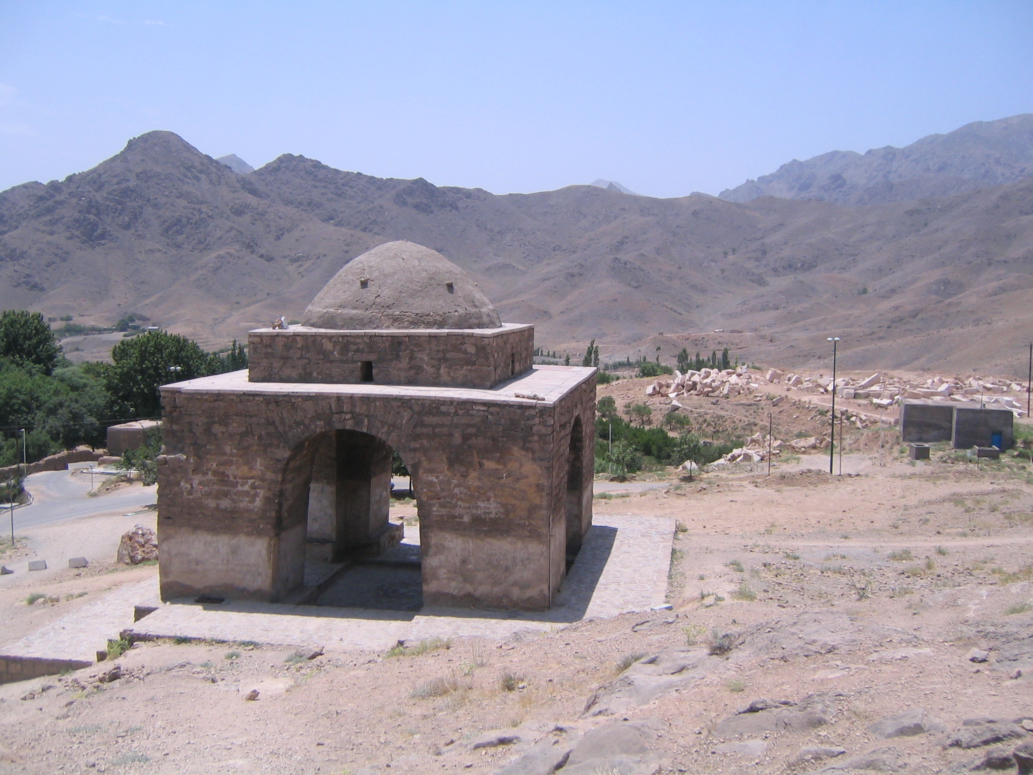 Fire temple of Niasar 