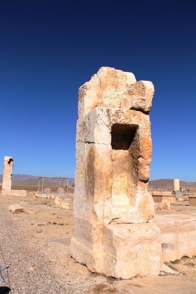 کاخ پذیرایی کوروش در پاسارگاد 